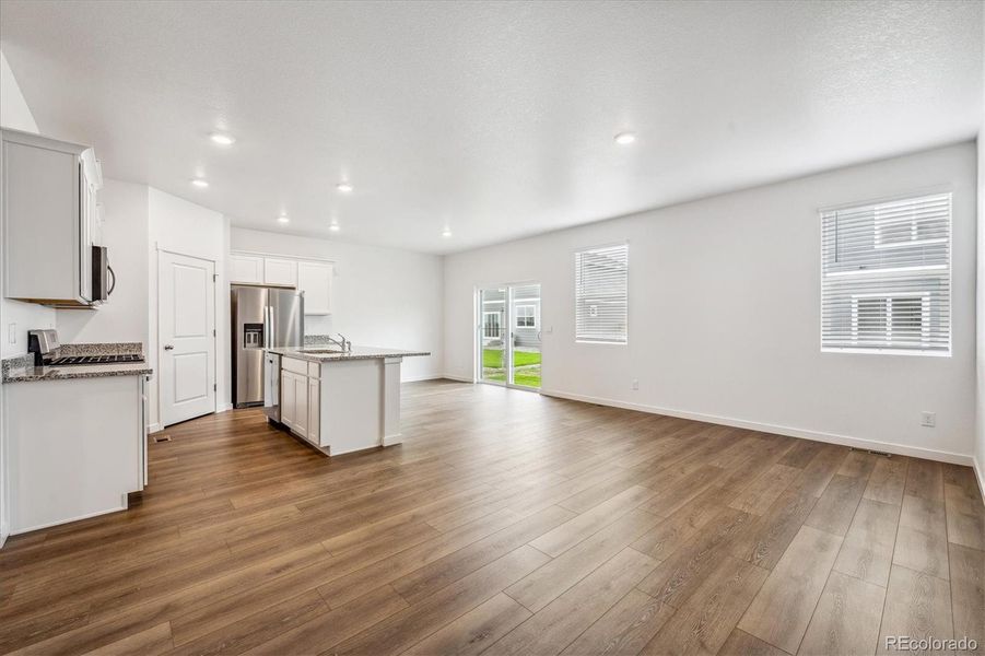 Image 21 of a home in Mountain View Ranch.