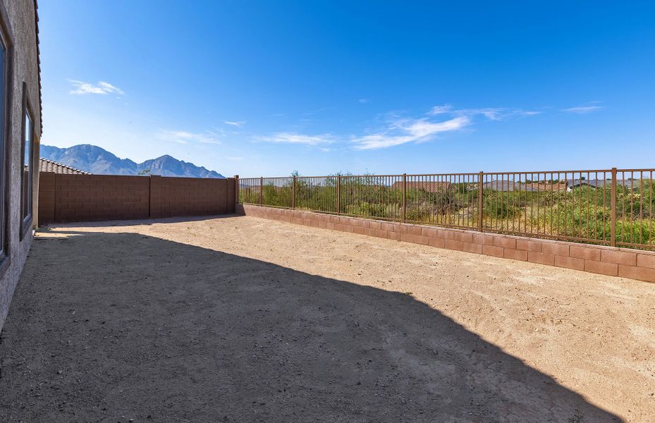 Exterior details and patio area of a home in Vistoso Canyon Estates, Oro Valley (Image 3).