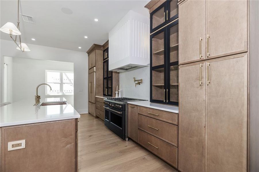 Furnished interior view inside a new home in , Tampa (Image 15).