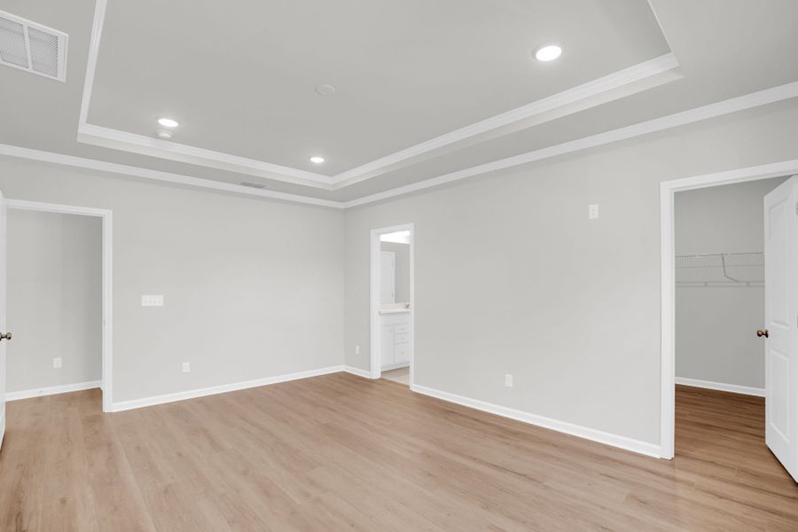 Spacious, unfurnished interior of a new home in Carriage Estates, Lexington (Image 38).