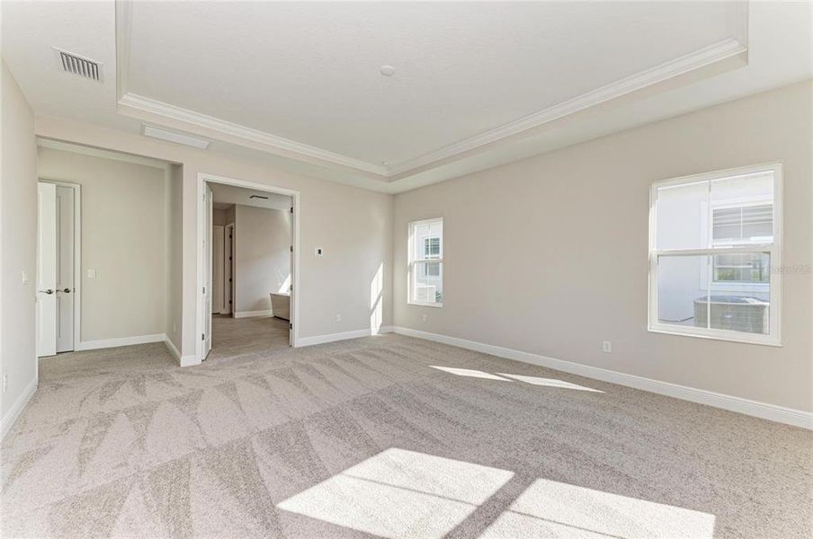 Spacious, unfurnished interior of a new home in Star Farms at Lakewood Ranch, Lakewood Ranch (Image 18).