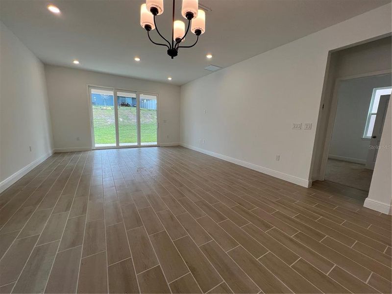 Spacious, unfurnished interior of a new home in Hills of Minneola, Minneola (Image 11).