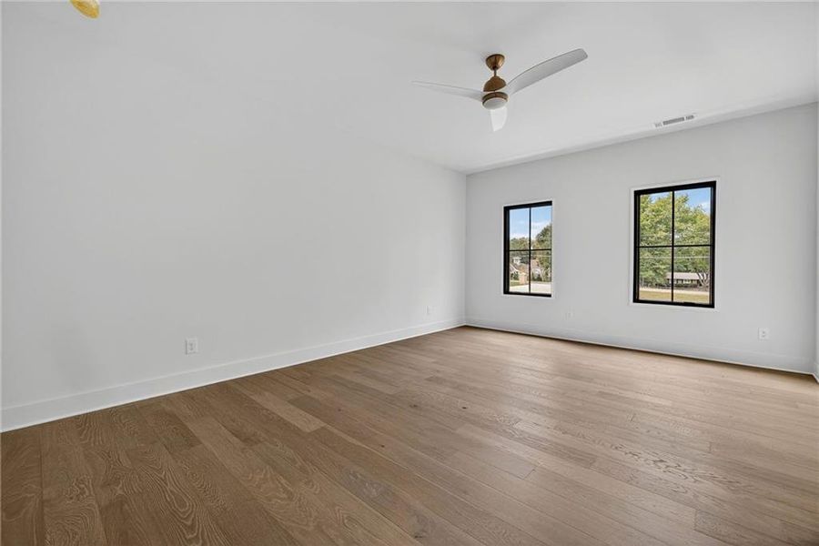 Spacious, unfurnished interior of a new home in , Milton (Image 51).