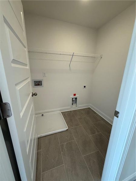 Spacious, unfurnished interior of a new home in Somerset at Riverbrook, Gainesville (Image 9).