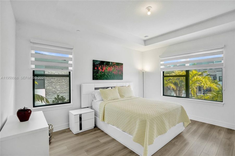 Furnished interior view inside a new home in , Plantation (Image 49).