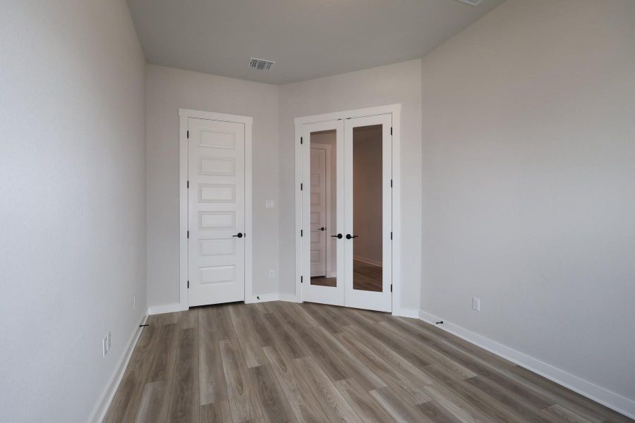 Spacious, unfurnished interior of a new home in Park Central, Georgetown (Image 15). Spacious, unfurnished interior of a new home in Park Central, Georgetown (Image 15).