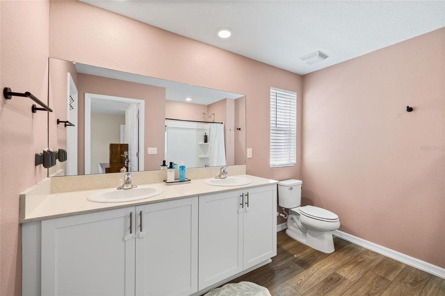 Furnished interior view inside a new home in Hawkstone, Lithia (Image 31).