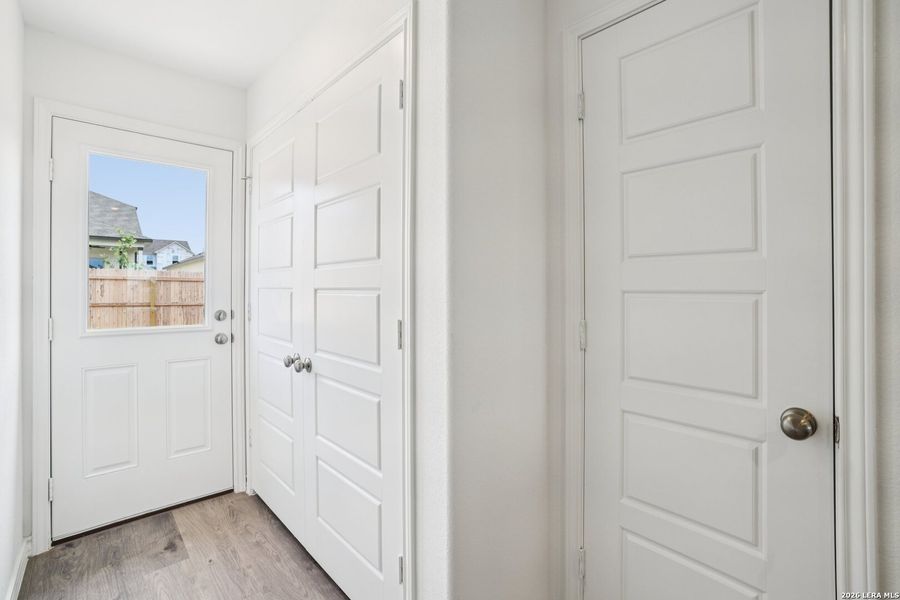 Spacious, unfurnished interior of a new home in , New Braunfels (Image 13). Spacious, unfurnished interior of a new home in , New Braunfels (Image 13).
