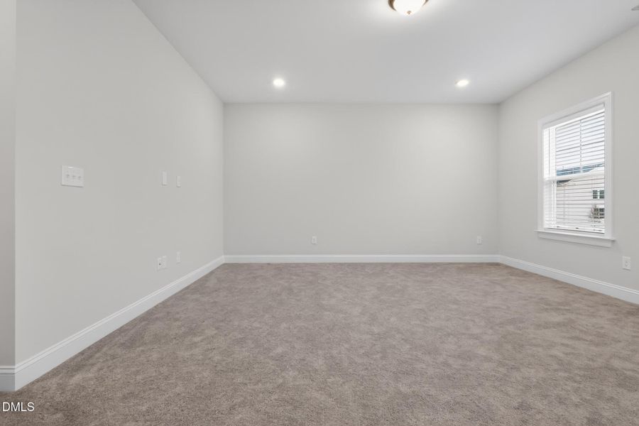 13_920_Jasper_Mine_Trl-Living_room-_053