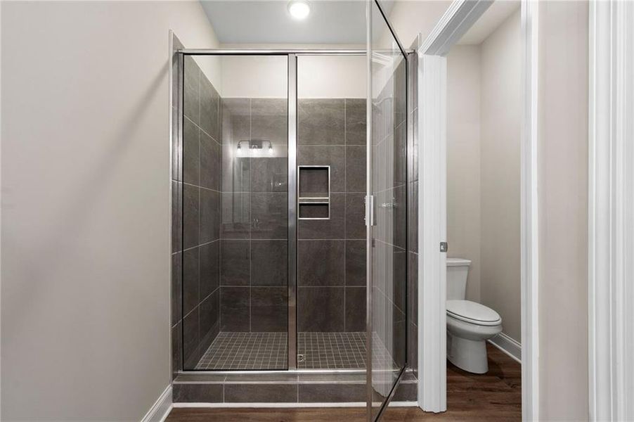 Furnished interior view inside a new home in , Waleska (Image 8).