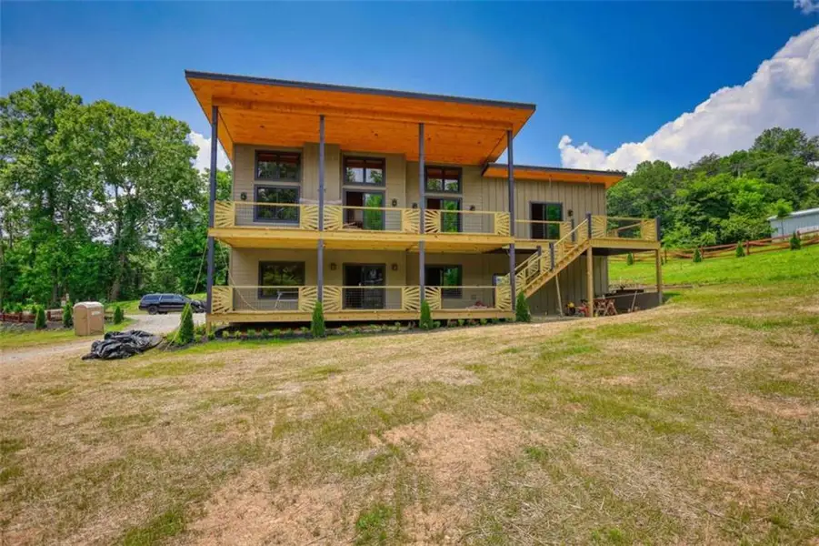 Exterior details and patio area of a home in , Blue Ridge (Image 10).