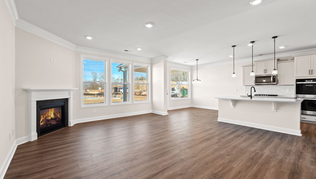 Spacious, unfurnished interior of a new home in Sunset Summits, Spartanburg (Image 20). Spacious, unfurnished interior of a new home in Sunset Summits, Spartanburg (Image 20).