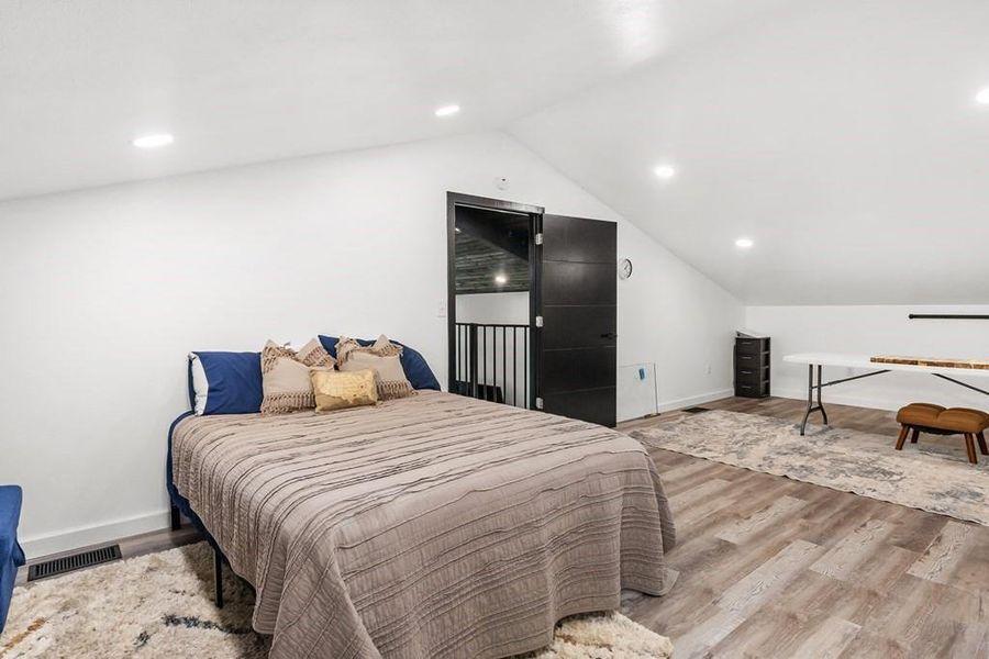Furnished interior view inside a new home in , Woodville (Image 31).