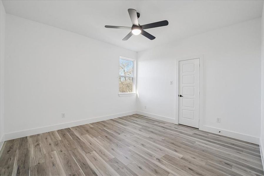 Spacious, unfurnished interior of a new home in , Dallas (Image 30). Spacious, unfurnished interior of a new home in , Dallas (Image 30).