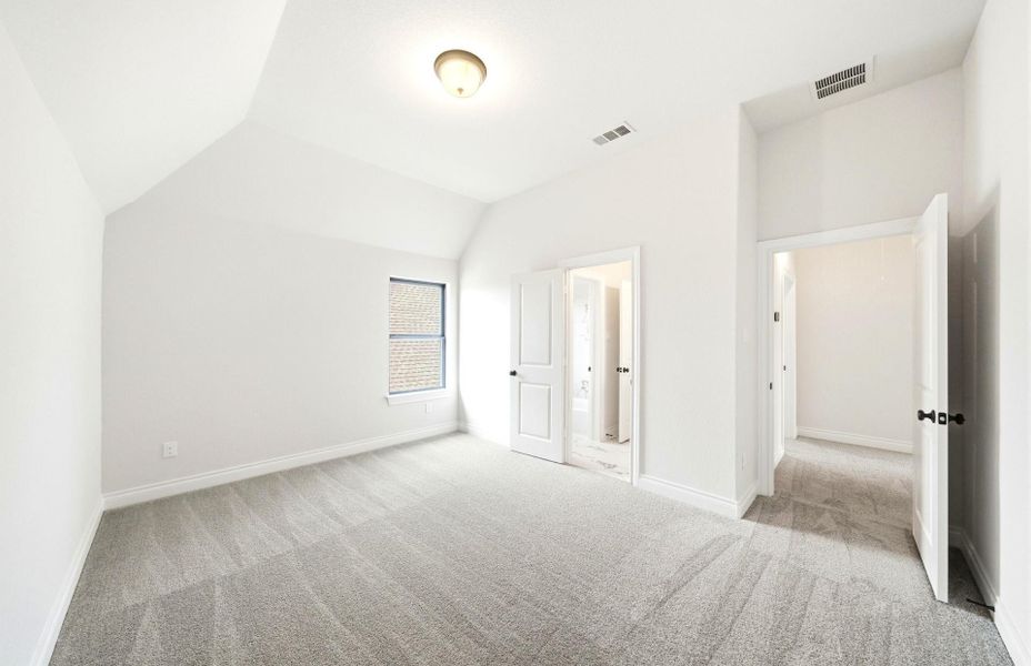Spacious, unfurnished interior of a new home in Bridgeland 50', Cypress (Image 19). Spacious, unfurnished interior of a new home in Bridgeland 50', Cypress (Image 19).