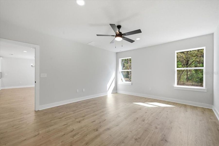 Spacious, unfurnished interior of a new home in , Brooksville (Image 13).