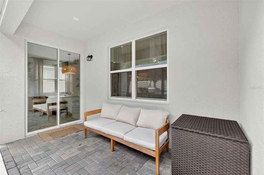 Exterior details and patio area of a home in Summerbrooke, Mount Dora (Image 3).