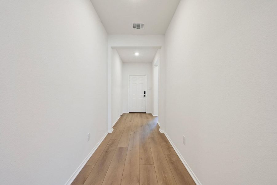 Spacious, unfurnished interior of a new home in Salerno - Classic Collection, Round Rock (Image 29).