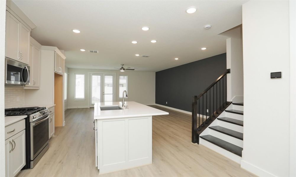 Furnished interior view inside a new home in Independence Heights, Houston (Image 10). Furnished interior view inside a new home in Independence Heights, Houston (Image 10).