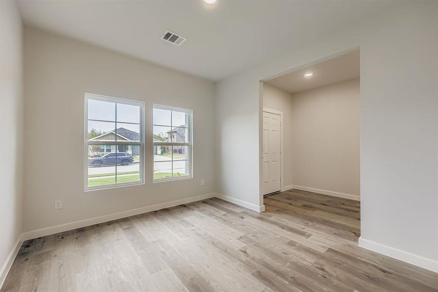 Spacious, unfurnished interior of a new home in MiraVerde, Crowley (Image 9). Spacious, unfurnished interior of a new home in MiraVerde, Crowley (Image 9).