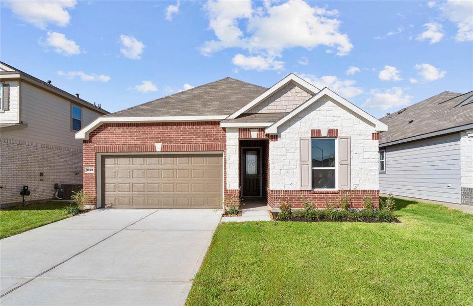 1930 Livadero has it all—don’t miss your chance to make it yours! Call today to schedule your showing!