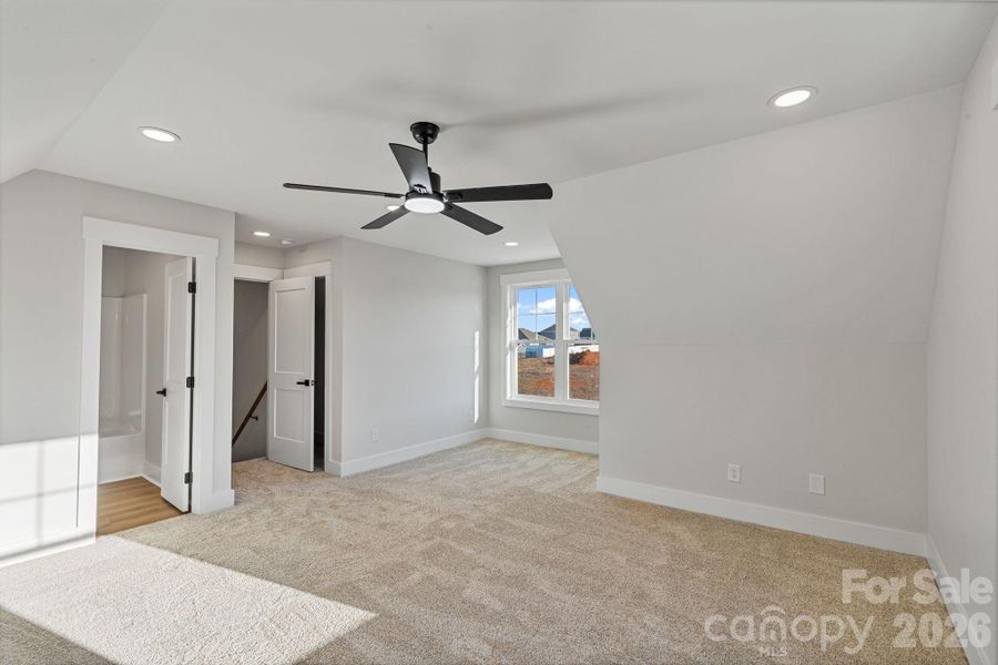 Spacious, unfurnished interior of a new home in , Salisbury (Image 21).