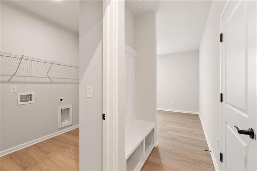 Spacious, unfurnished interior of a new home in Kelly Preserve, Loganville (Image 16). Spacious, unfurnished interior of a new home in Kelly Preserve, Loganville (Image 16).