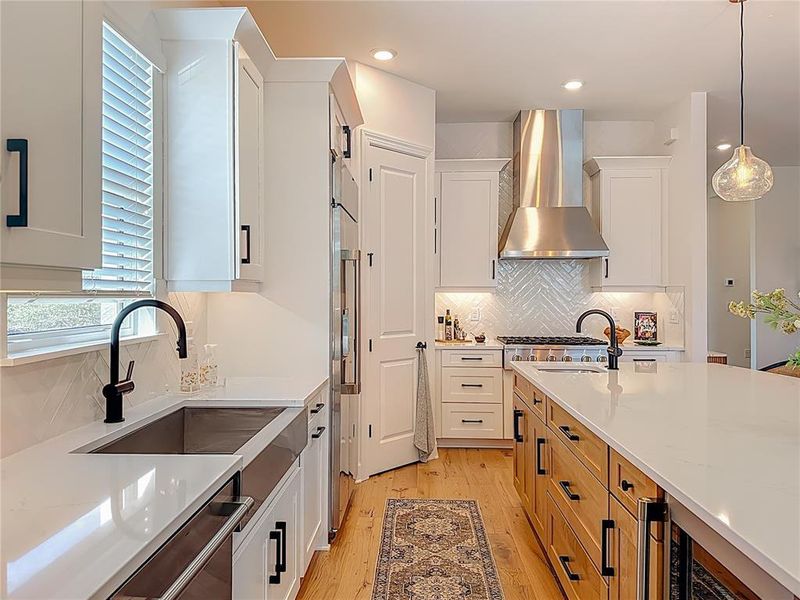 Furnished interior view inside a new home in , Lakewood Ranch (Image 16).