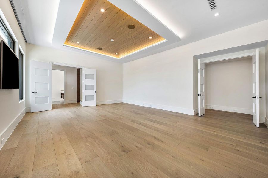 Spacious, unfurnished interior of a new home in , Boca Raton (Image 22).