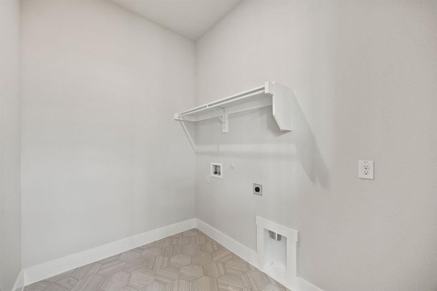 Spacious, unfurnished interior of a new home in The Heights at Uptown Celina, Celina (Image 16). Spacious, unfurnished interior of a new home in The Heights at Uptown Celina, Celina (Image 16).