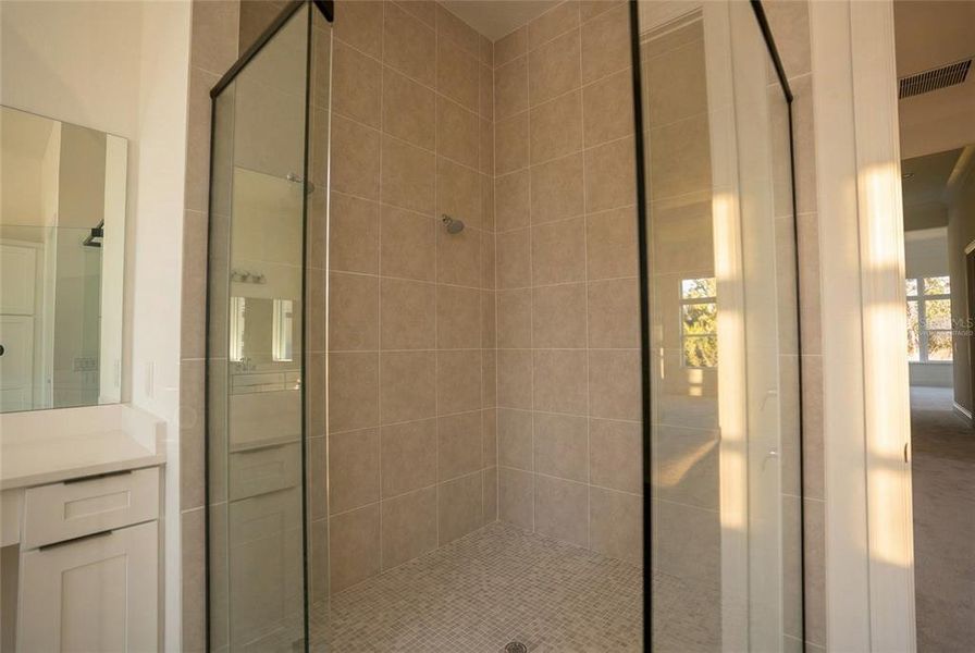 Close-up of interior finishes inside a home in , Montverde (Image 24).