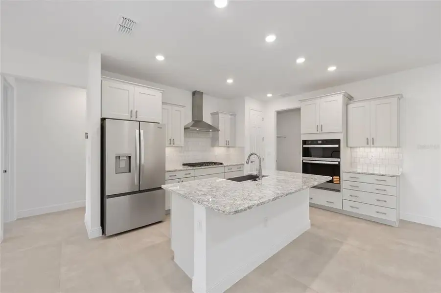 Furnished interior view inside a new home in , Ocala (Image 7).