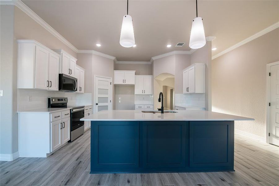 Furnished interior view inside a new home in , Hewitt (Image 10). Furnished interior view inside a new home in , Hewitt (Image 10).