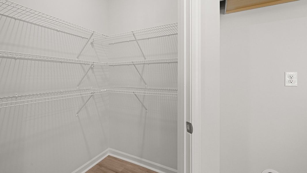 Representative unfurnished interior of a home built from the Elle by D.R. Horton in Hamptons at Riverwood South, Dallas (Image 16).
