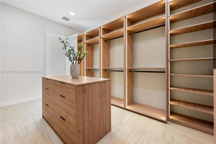 Furnished interior view inside a new home in , Miami (Image 31).