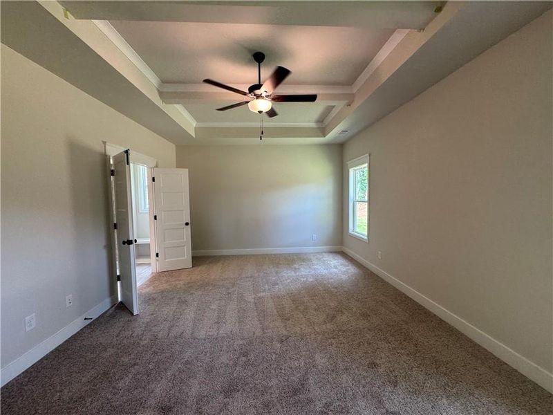 Spacious, unfurnished interior of a new home in Rosewood Lake Preserve, Hoschton (Image 23).