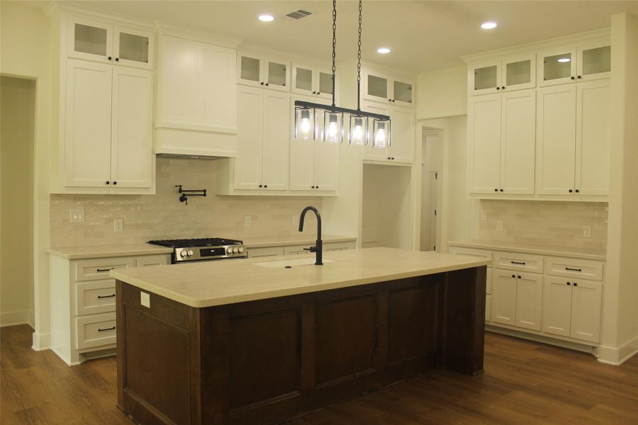 Furnished interior view inside a new home in , Clute (Image 13).