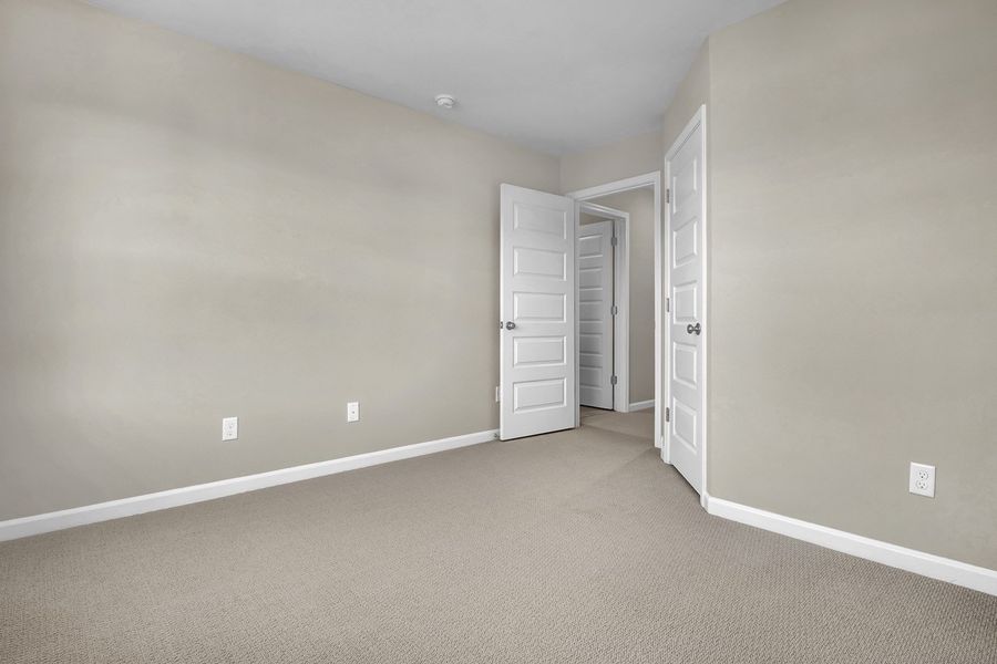 Spacious, unfurnished interior of a new home in Grand Park, Leland (Image 29).