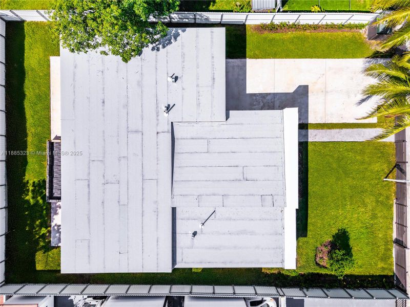 Image 20 of a home in .