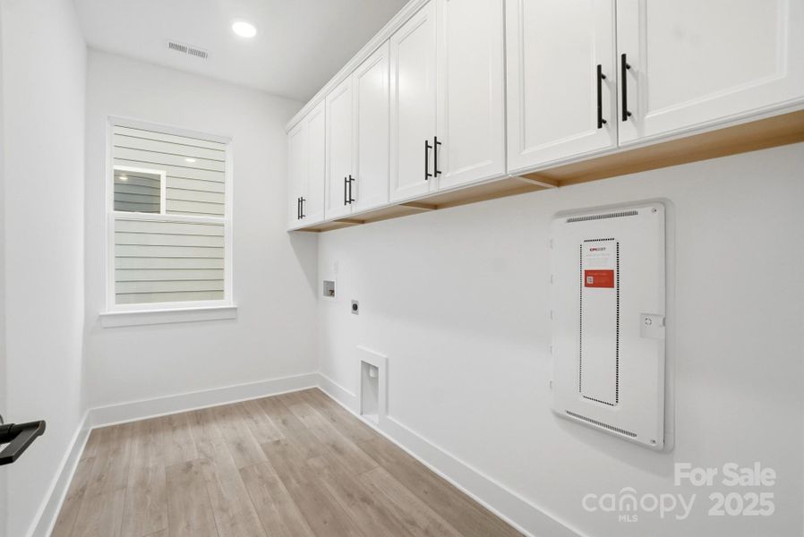 Spacious, unfurnished interior of a new home in Villas at Prestwick, Mooresville (Image 27).