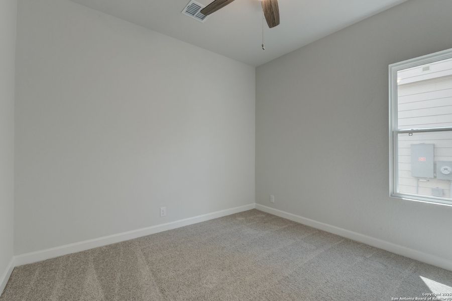 Spacious, unfurnished interior of a new home in Cordova Trails, Seguin (Image 25).