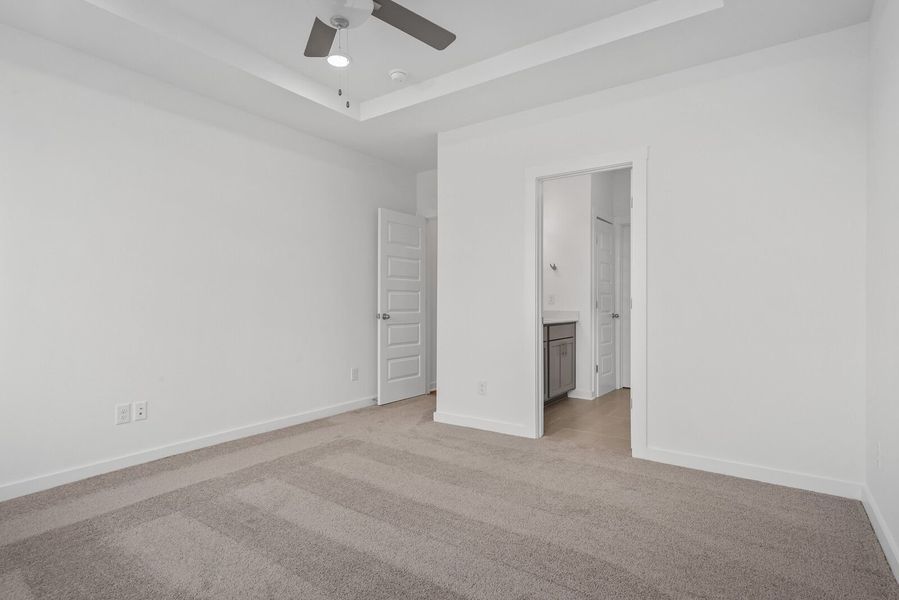 Representative unfurnished interior of a home built from the The Asheville C by Davidson Homes LLC in Calista Farms, White House (Image 27).
