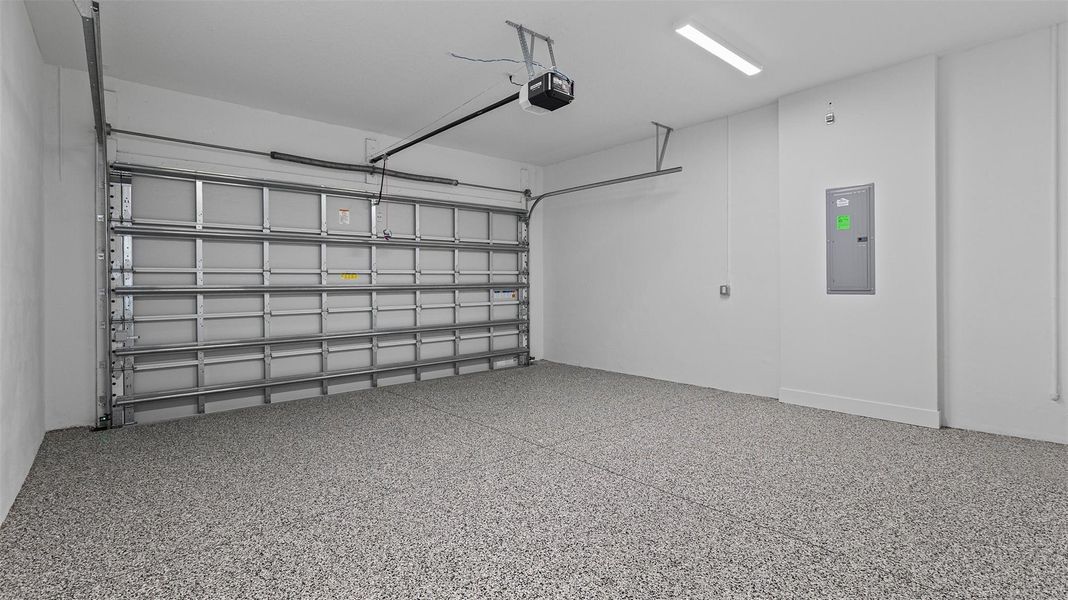 Spacious, unfurnished interior of a new home in Cove Royale, Stuart (Image 20).