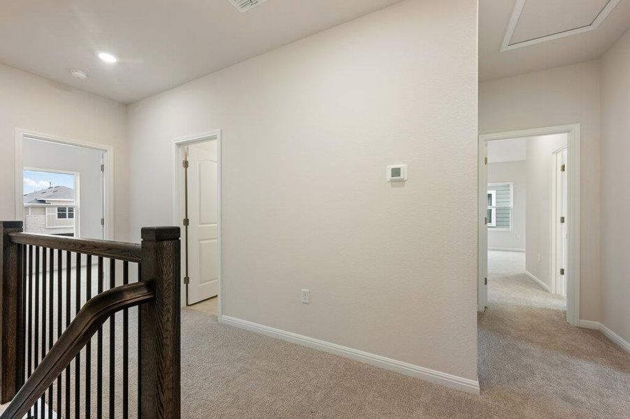 Spacious, unfurnished interior of a new home in Covered Bridge, Hutto (Image 33).