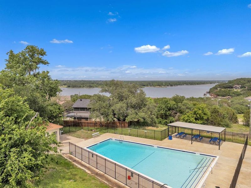 Community amenities in , Granbury (Image 26).