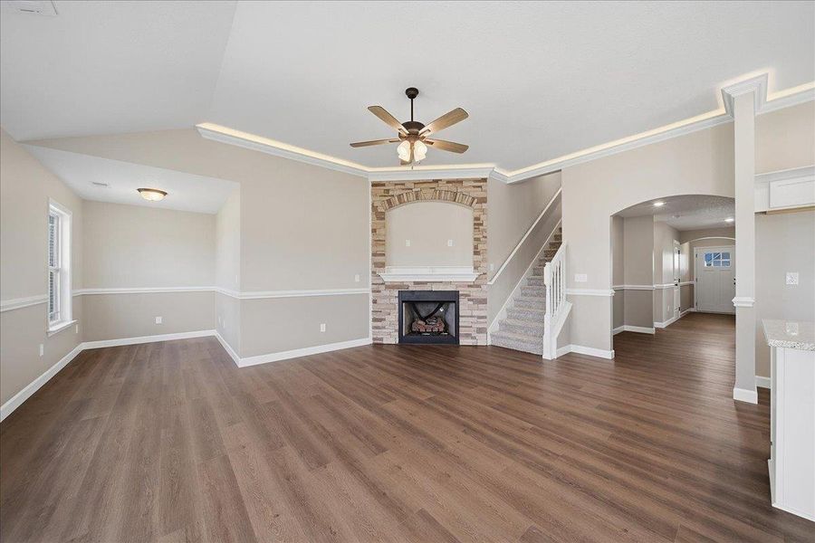 Spacious, unfurnished interior of a new home in Bent Tree, Gaffney (Image 23).