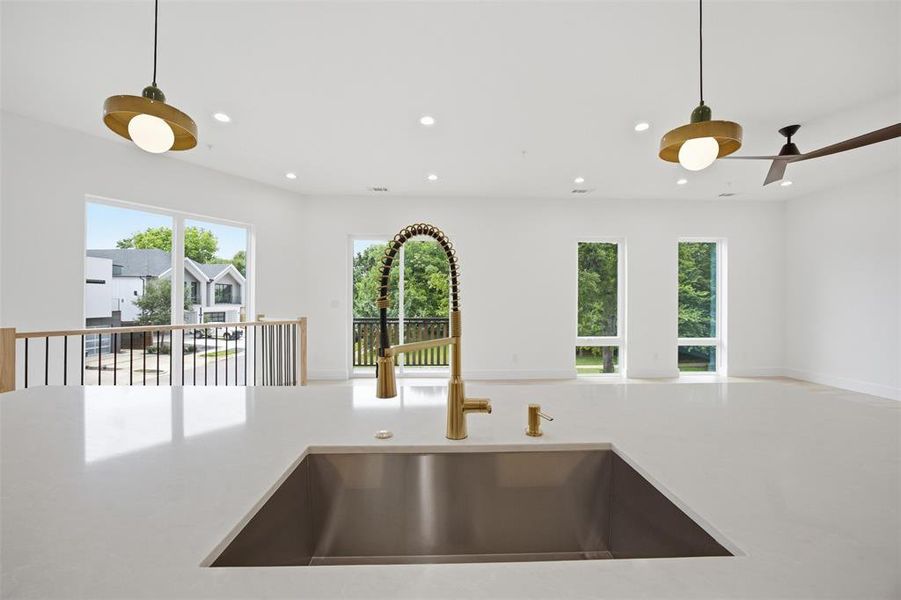 Image 36 of a home in .