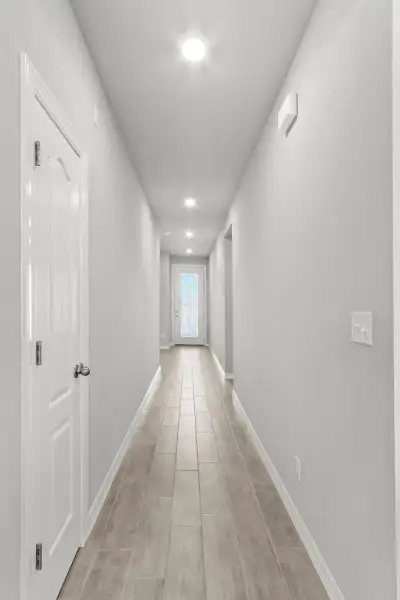 Representative unfurnished interior of a home built from the Prickly Pear by View Homes in Paseo del Este, El Paso (Image 16).