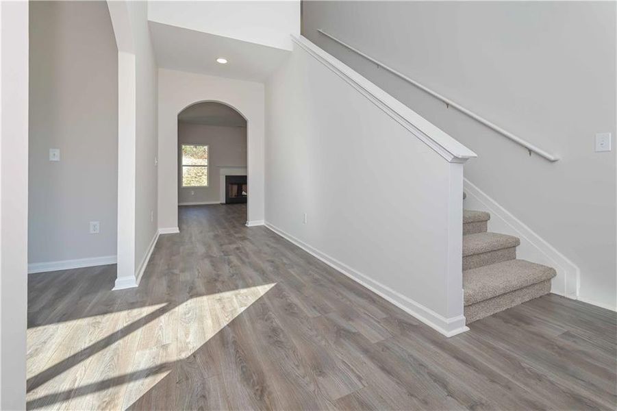 Spacious, unfurnished interior of a new home in , Villa Rica (Image 13).