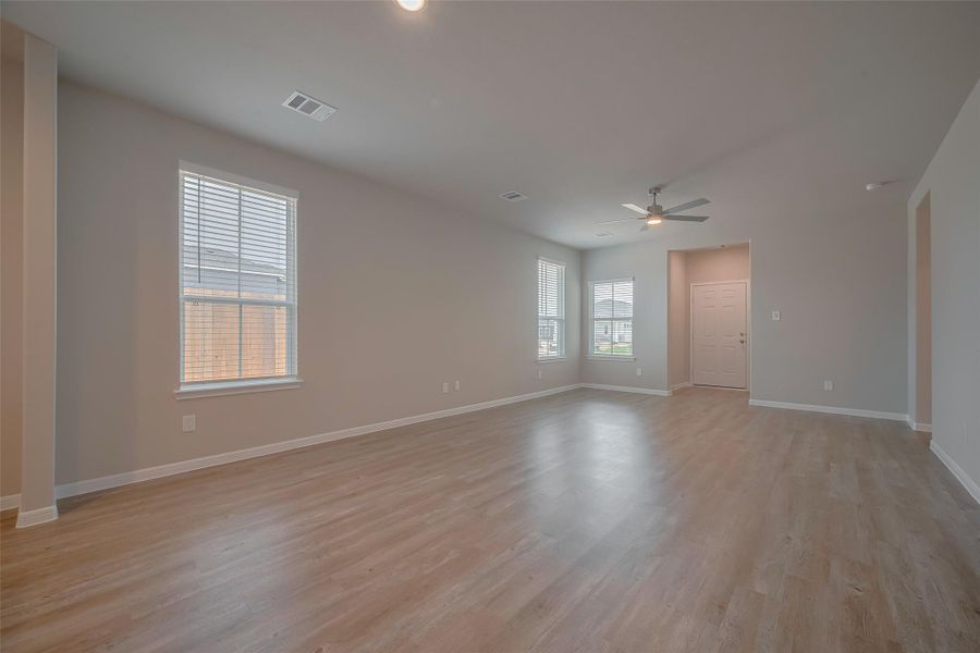 Spacious, unfurnished interior of a new home in La Segarra, Brookshire (Image 21). Spacious, unfurnished interior of a new home in La Segarra, Brookshire (Image 21).